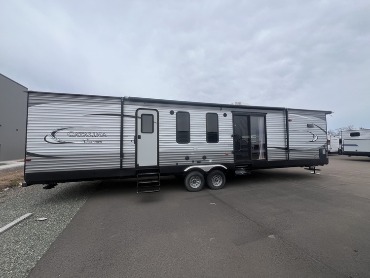 2017 COACHMEN CATALINA 39FKTS