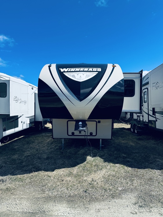 2015 WINNEBAGO VOYAGE 29FWRSS