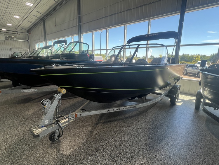 2023 LEGEND 18 XTE D SPORT