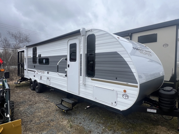 2025 FOREST RIVER WILDWOOD X-LITE 22VERANDA