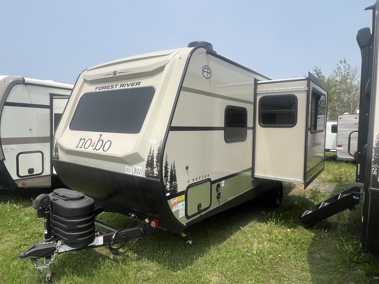 2025 FOREST RIVER NO BOUNDARIES NB19.4